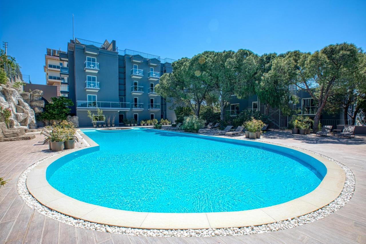 Aegean Apartments - Cesme Bagian luar foto